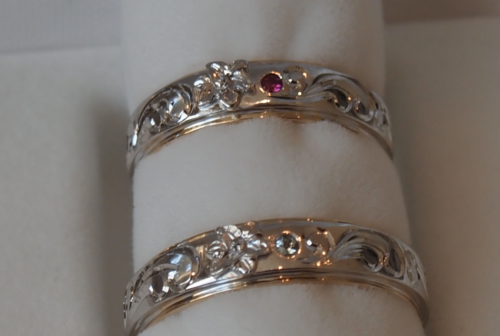 プルメリアの花を立体的にデザインした結婚指輪 和歌山のフルオーダーでジュエリーを創るなら結婚指輪にも最適な With